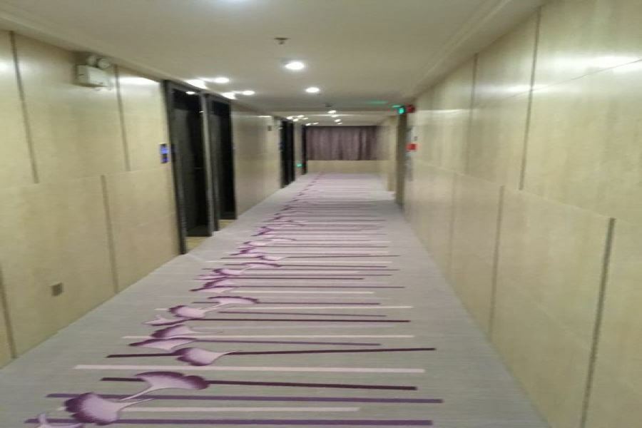 Lavande Hotel Guangzhou Shibi Metro Station Exteriör bild